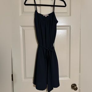 Little navy dress.